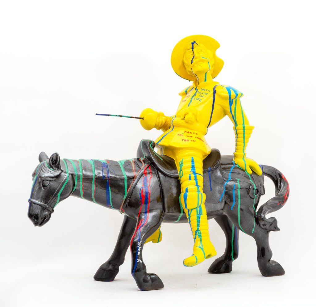 Art time gallery Jerusalem(Art online) -  Yuval Mahler - Don Quixote - Original Fiberglass Sculpture - 66 x 72 cm / 26 x 29 inches